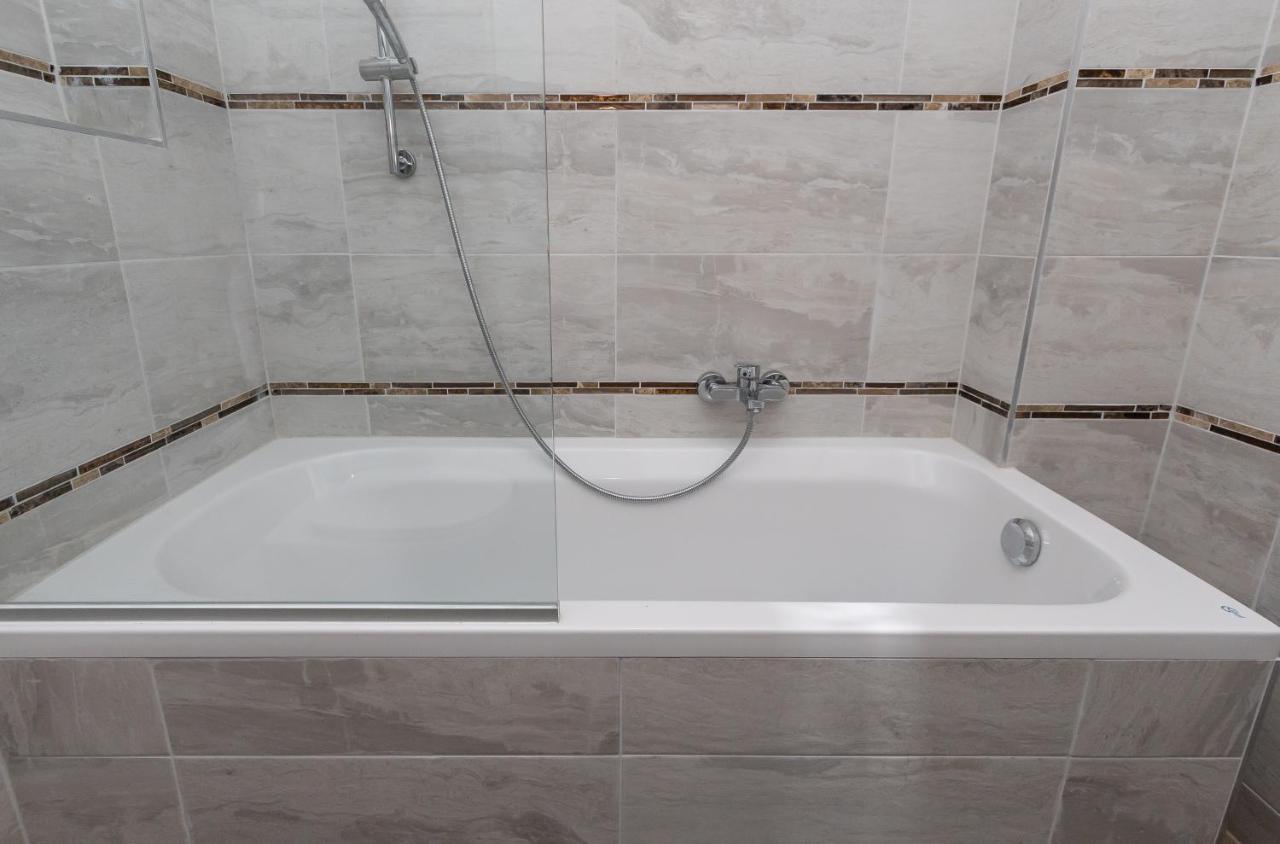 Comfortable Romantic 1 Bedroom Apartment Near Augarten Βιέννη Εξωτερικό φωτογραφία